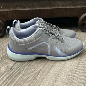 Vionic sneakers/9.5